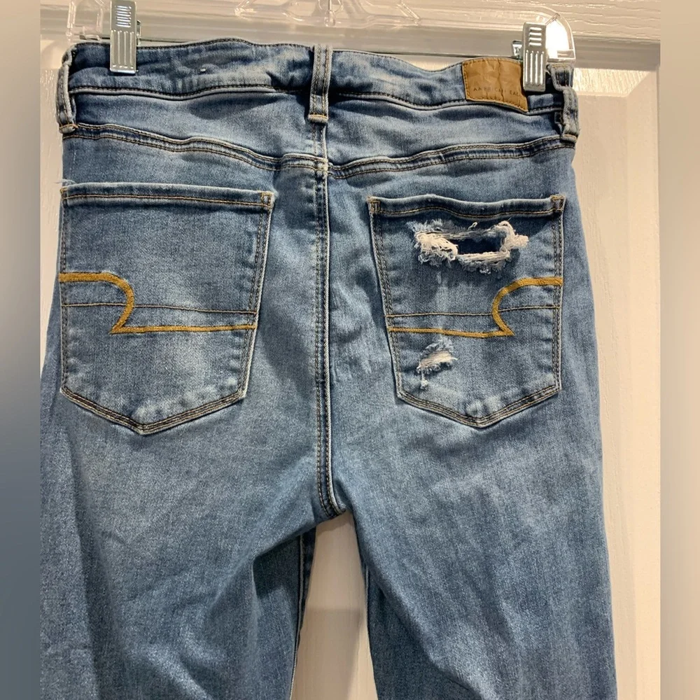 AEO AMERICAN EAGLE OUTFITTERS DISTRESS RIP jeans women’s size 8 - Picture 16 of 17